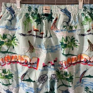 Men’s Spicy Tuna swim trunks, Tropical print , Size XL